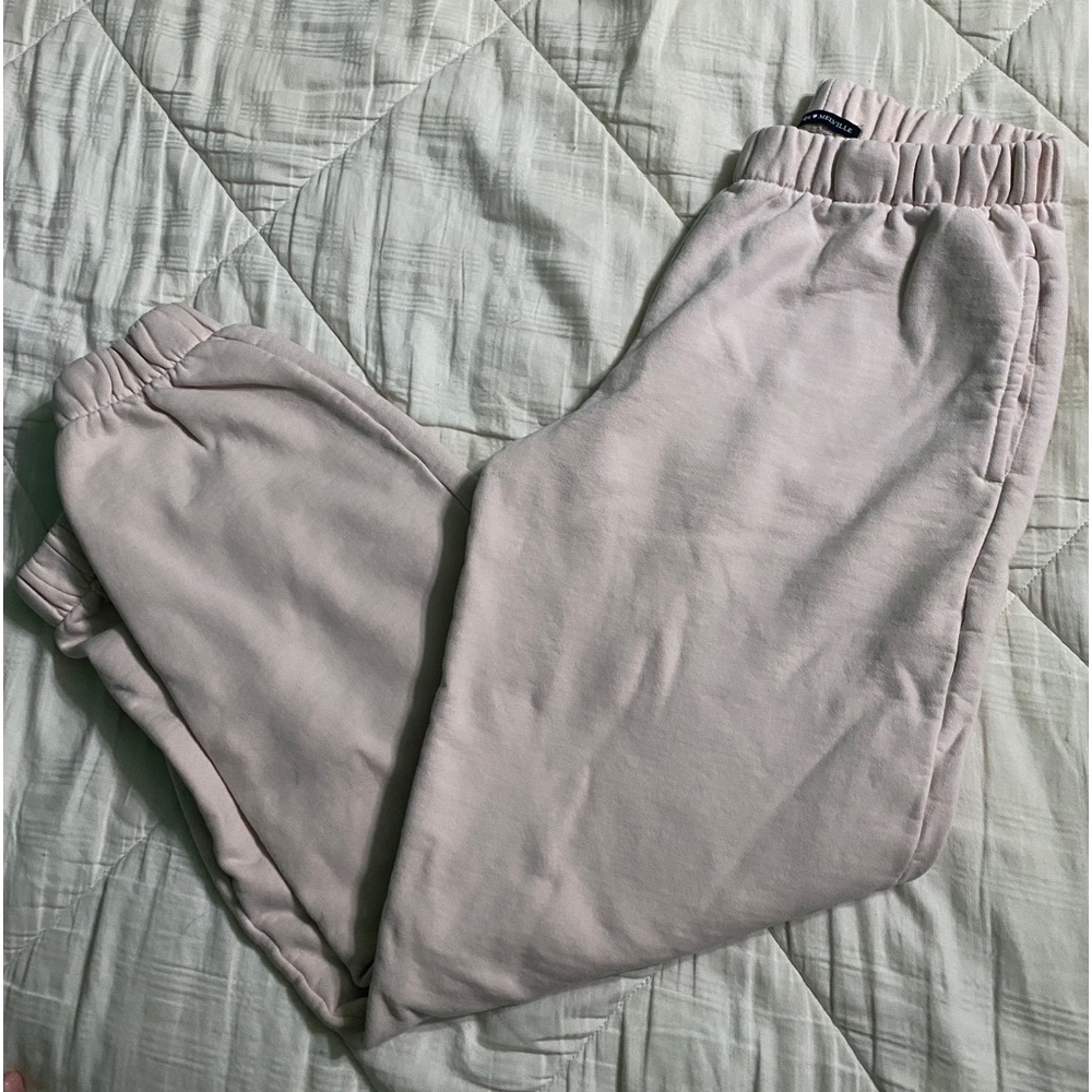 Brandy Melville Rosa Sweatpants